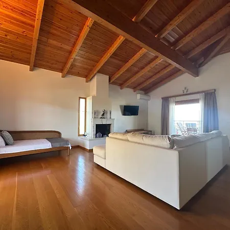 Double View Apartment